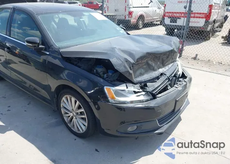 2013 Volkswagen Jetta 2.5L Sel from USA, damaged, VIN 3VWLP7AJ1DM297949